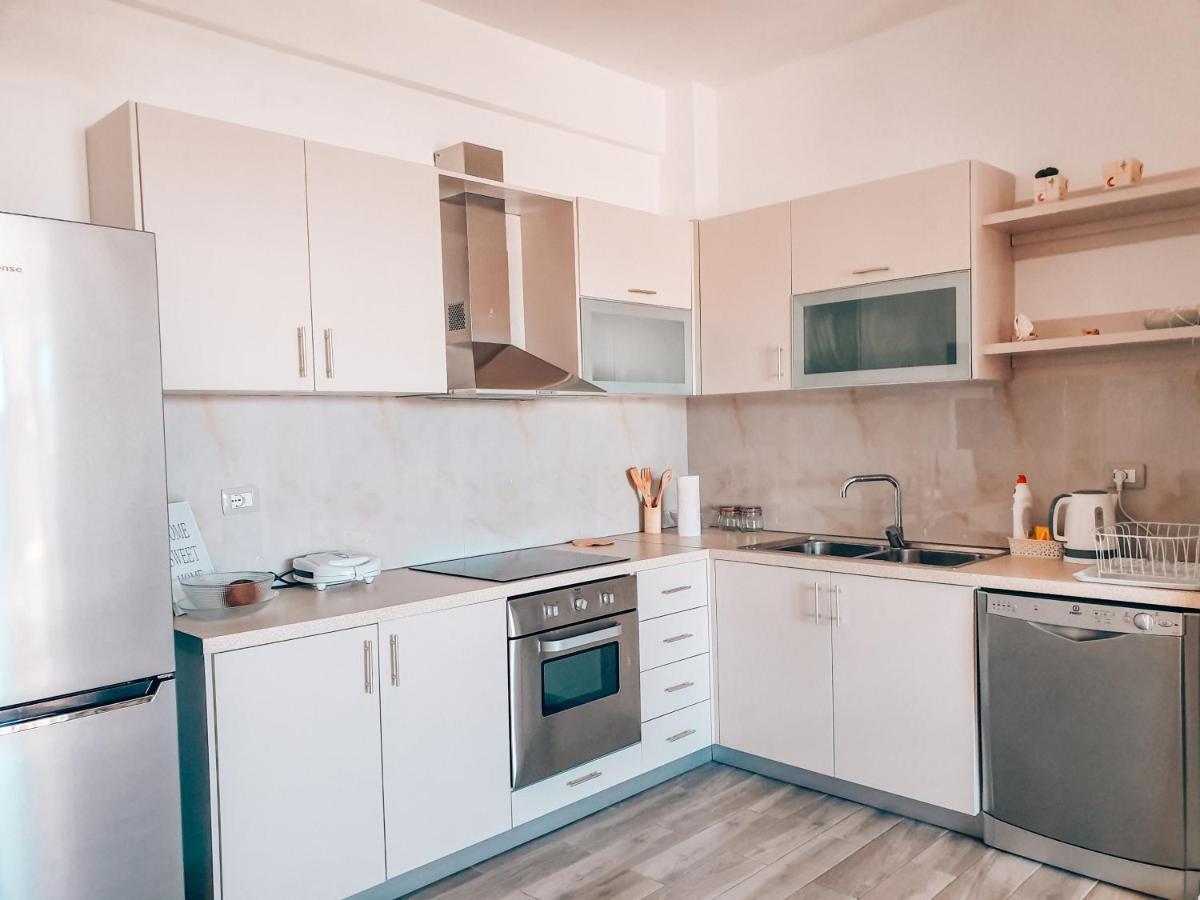 Aqua Holiday Apartments Vlore Exterior photo
